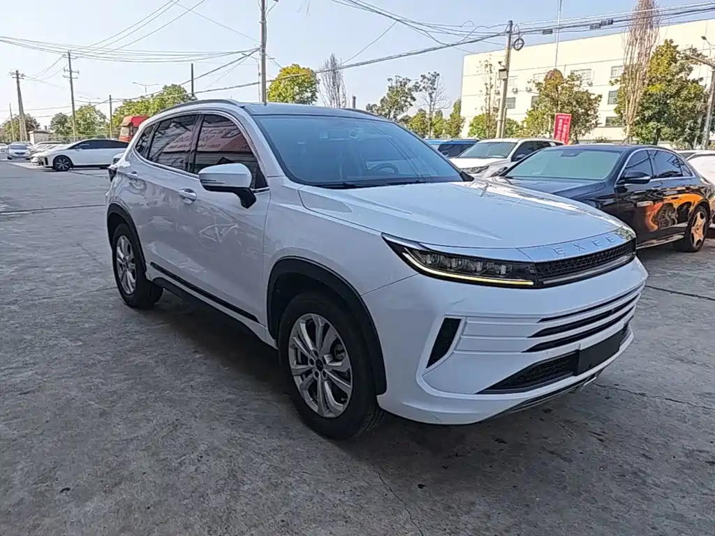 Exeed Zhaofeng — миниатюра 4
