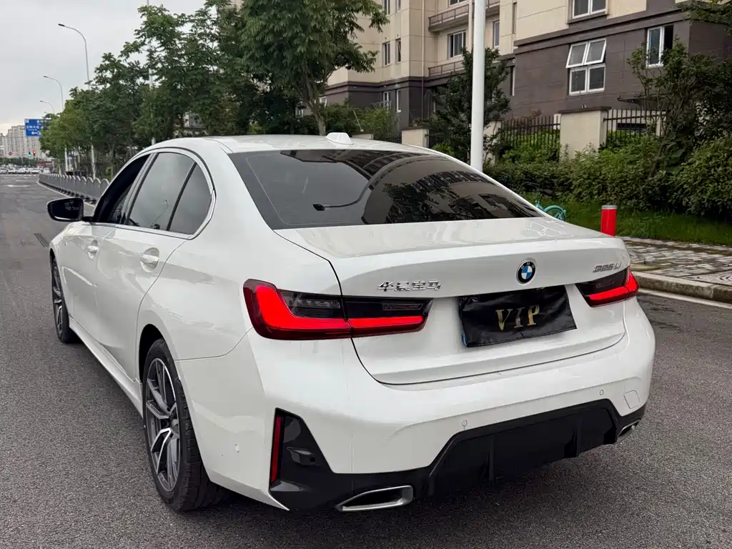 BMW 3 Series — миниатюра 8