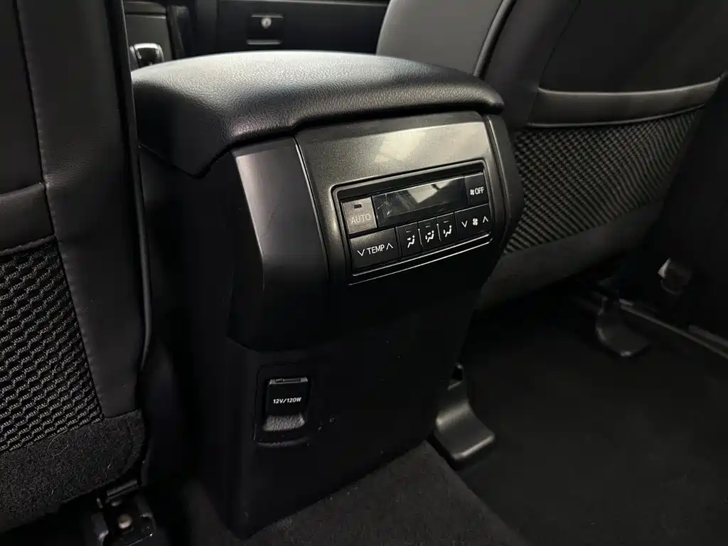 Toyota Prado (Import) — миниатюра 23
