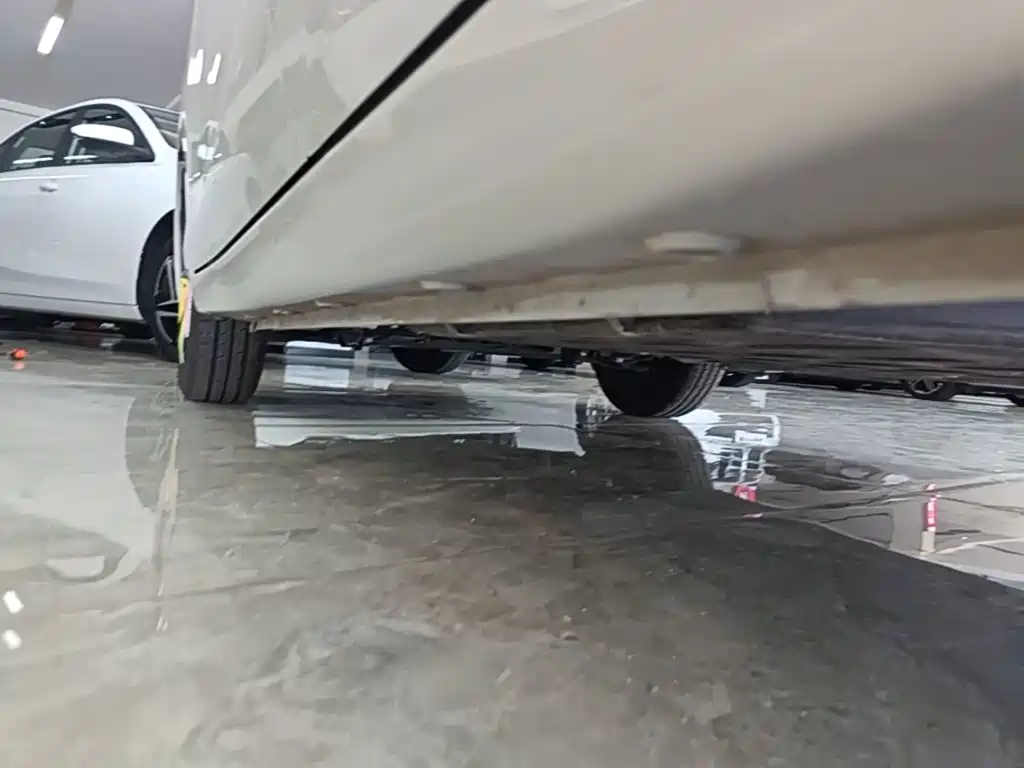 Wuling MINIEV — миниатюра 22