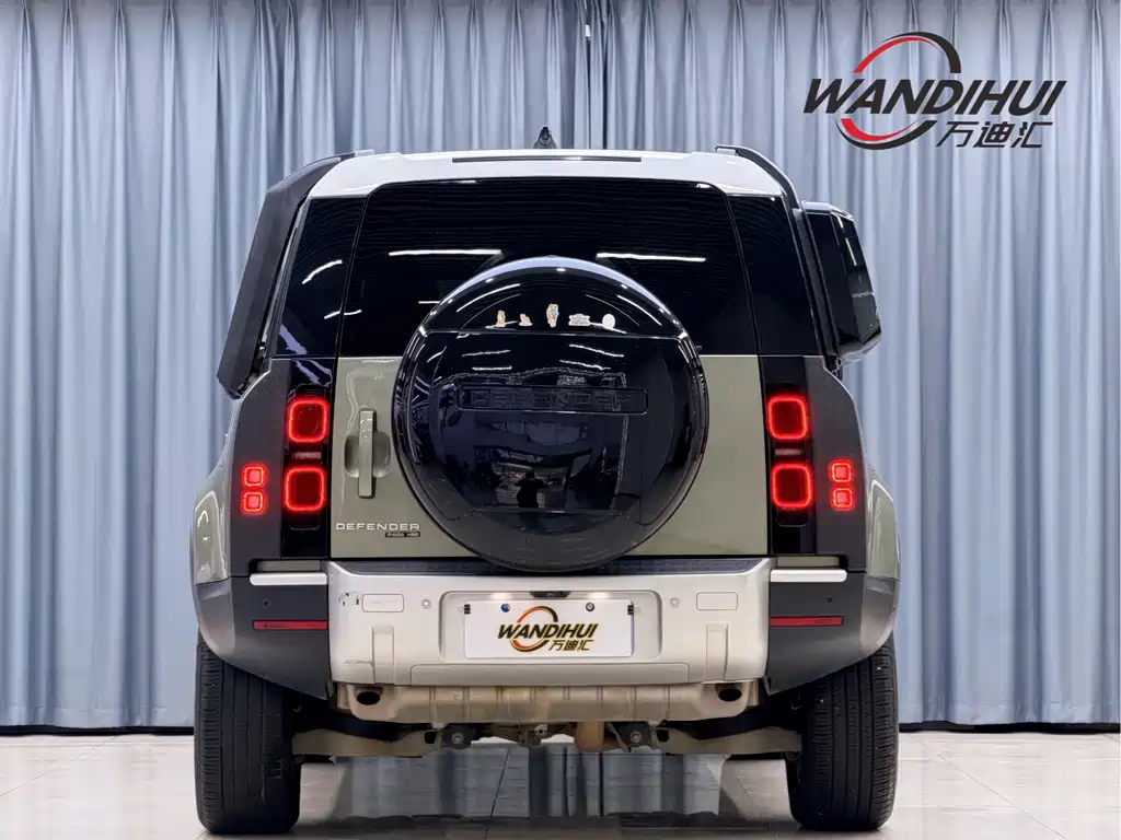 Land Rover Defender — миниатюра 17