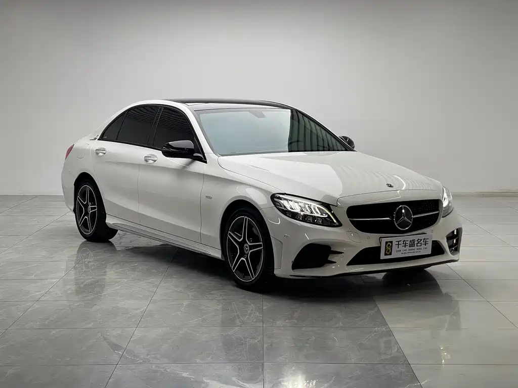 Mercedes-Benz C-Class — миниатюра 3