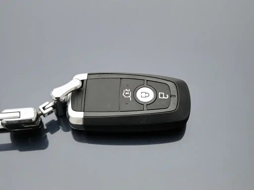 Ford Explorer — миниатюра 19