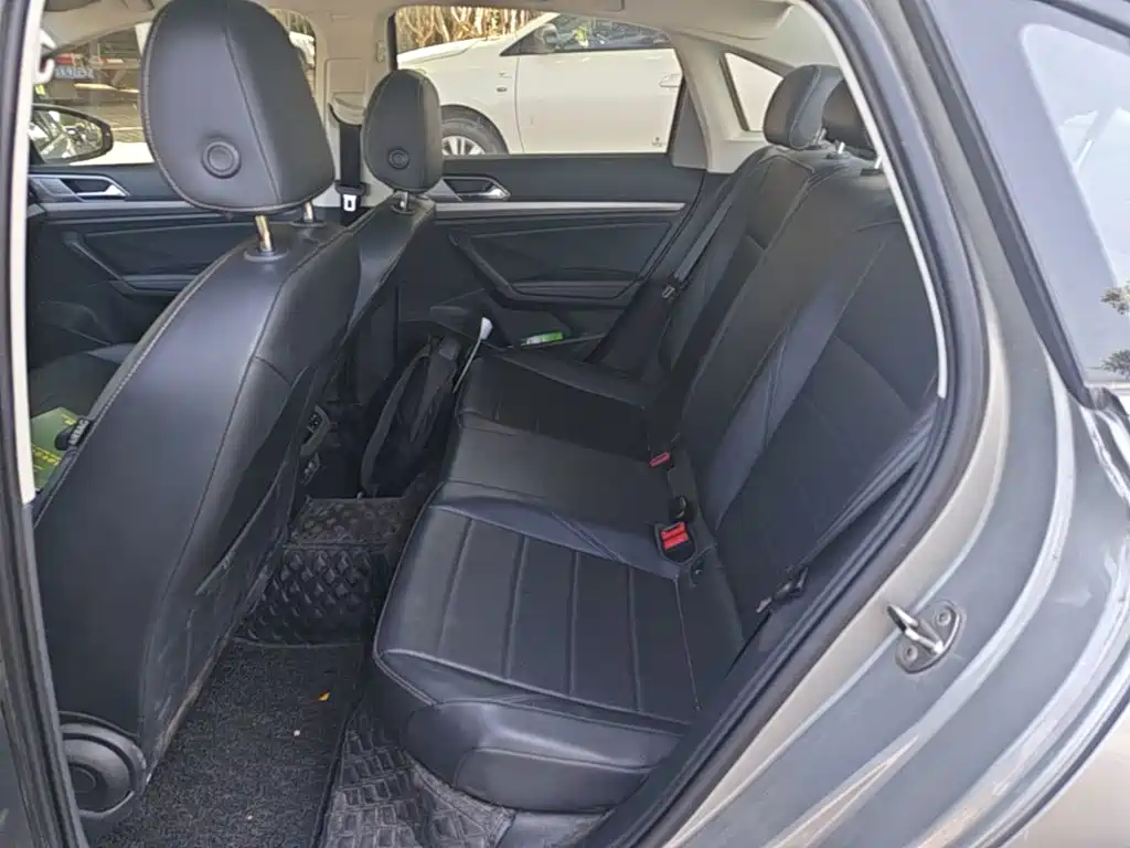 Volkswagen Lavida — миниатюра 17