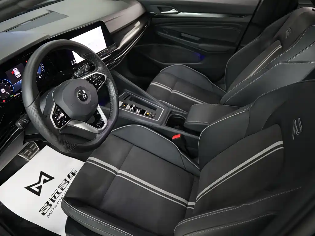Volkswagen Golf — миниатюра 6