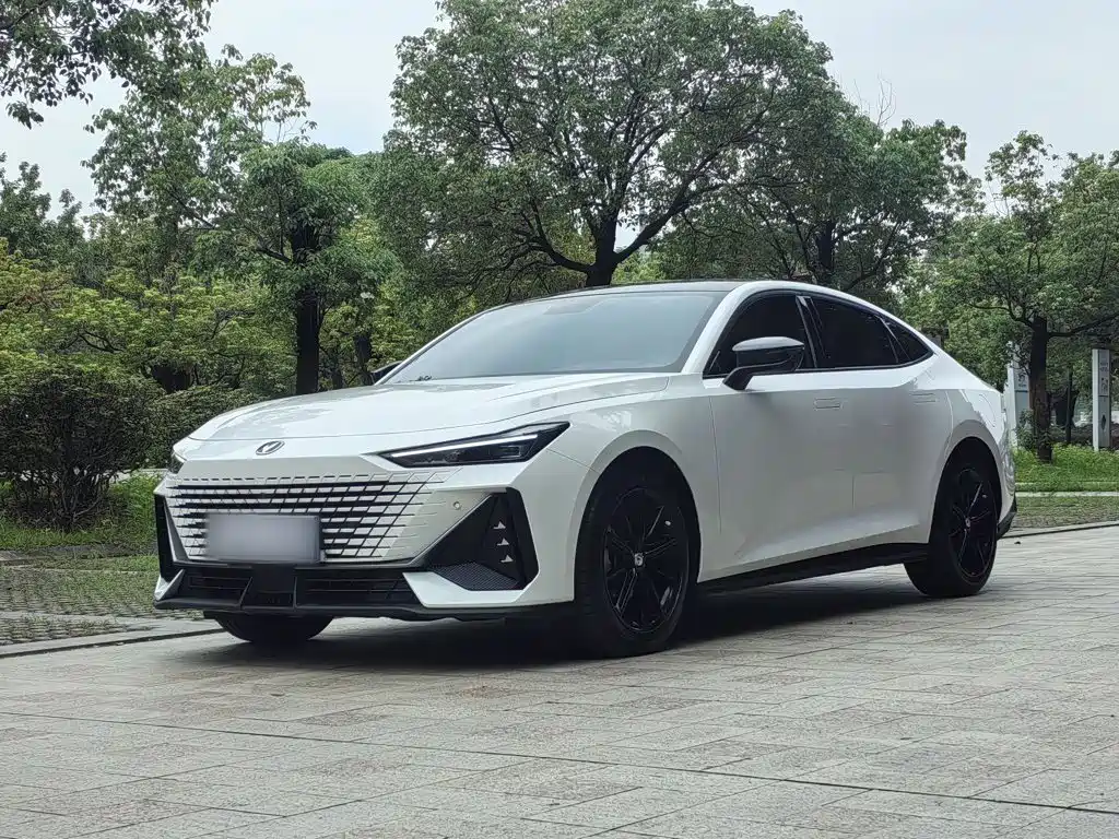 Changan UNI-V — миниатюра 5