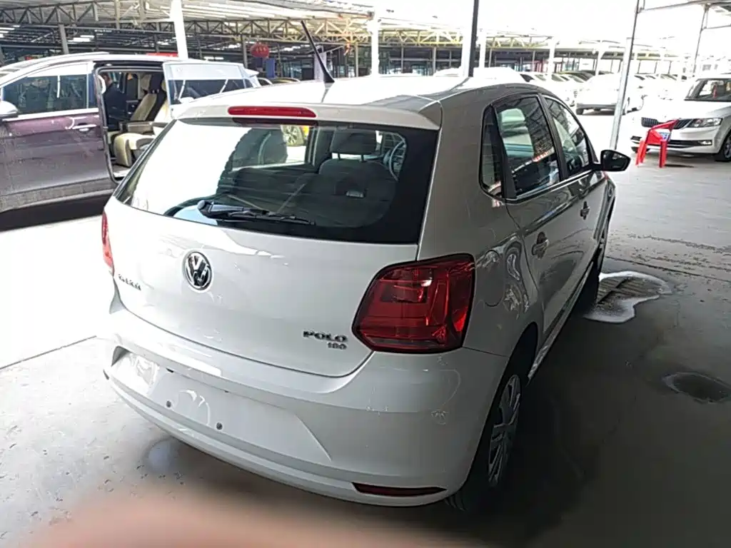 Volkswagen Polo — миниатюра 7