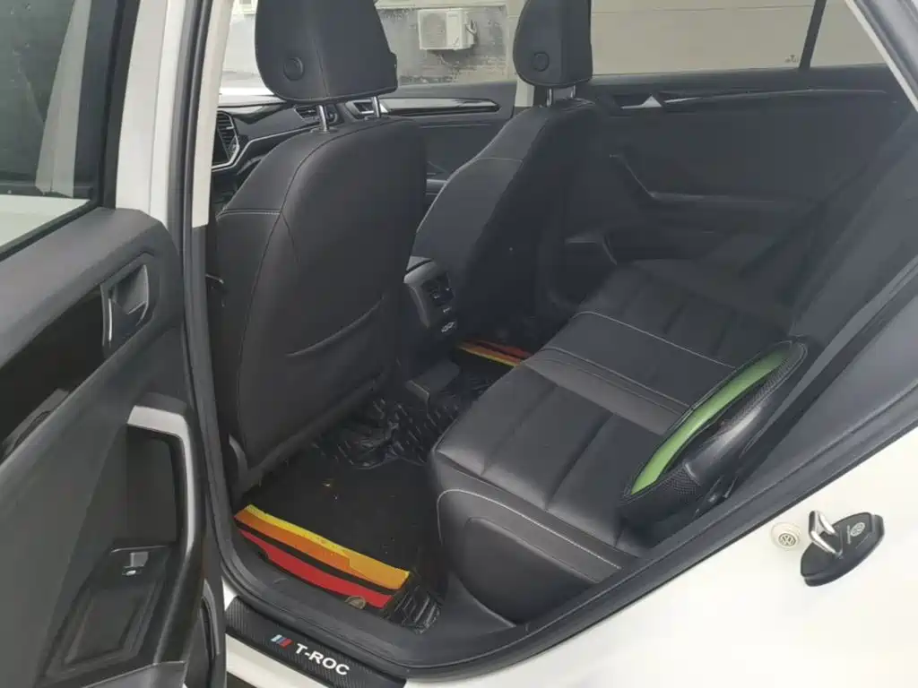 Volkswagen T-Roc — миниатюра 17