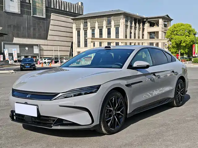 2025 BYD Han