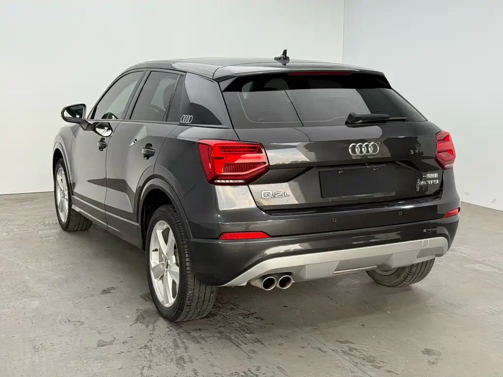 Audi Q2L — миниатюра 5