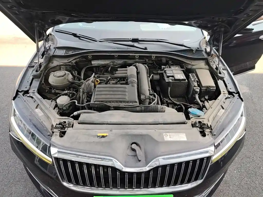 Skoda Superb — миниатюра 20