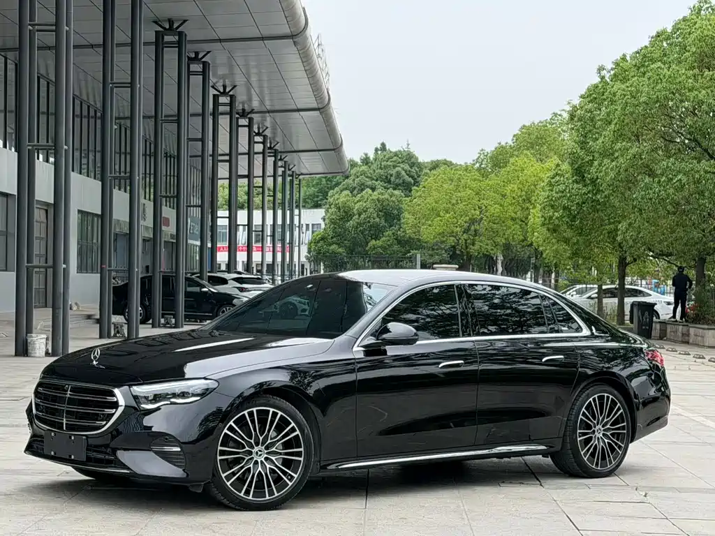 Mercedes-Benz E-Class E 2025 E 300 L Luxury