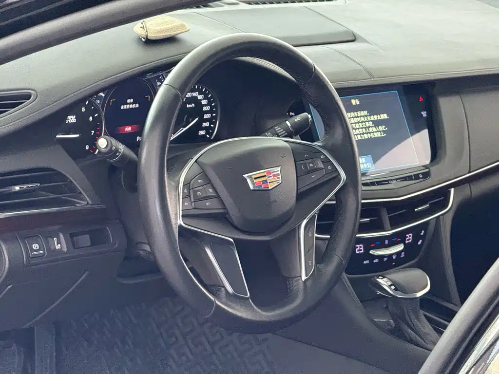 Cadillac CT6 — миниатюра 10