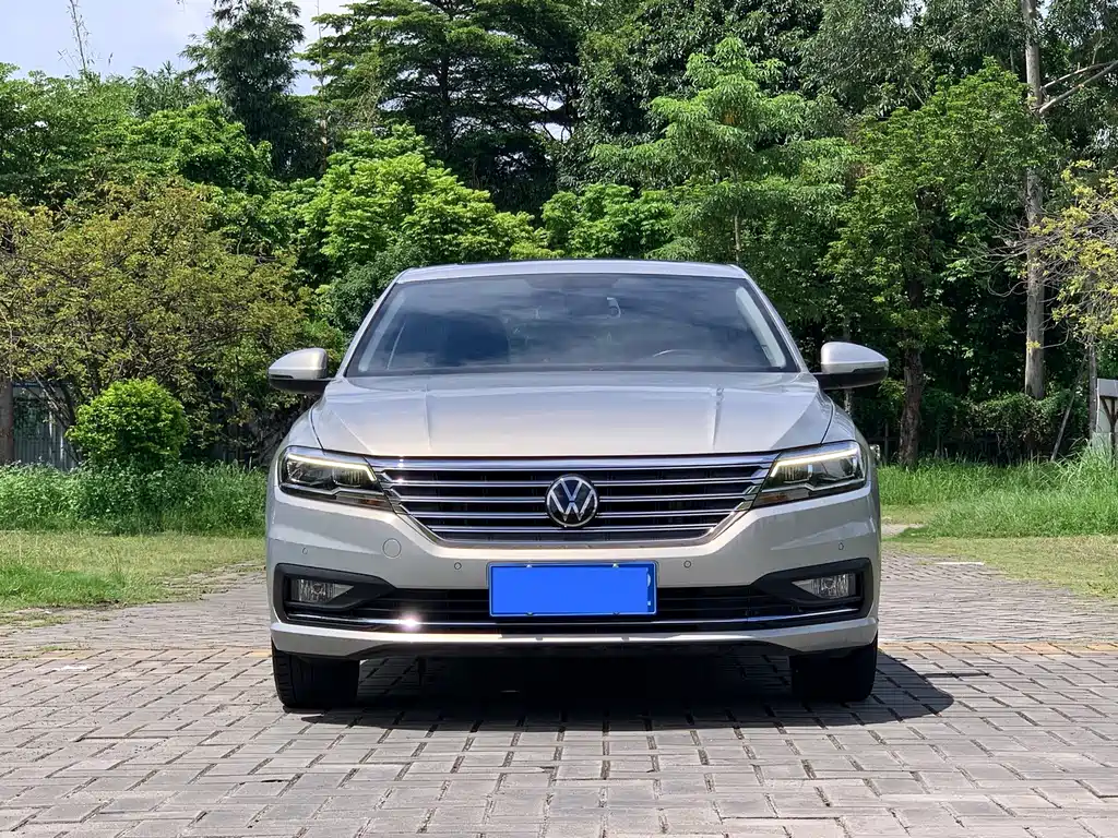 Volkswagen Lavida — миниатюра 2