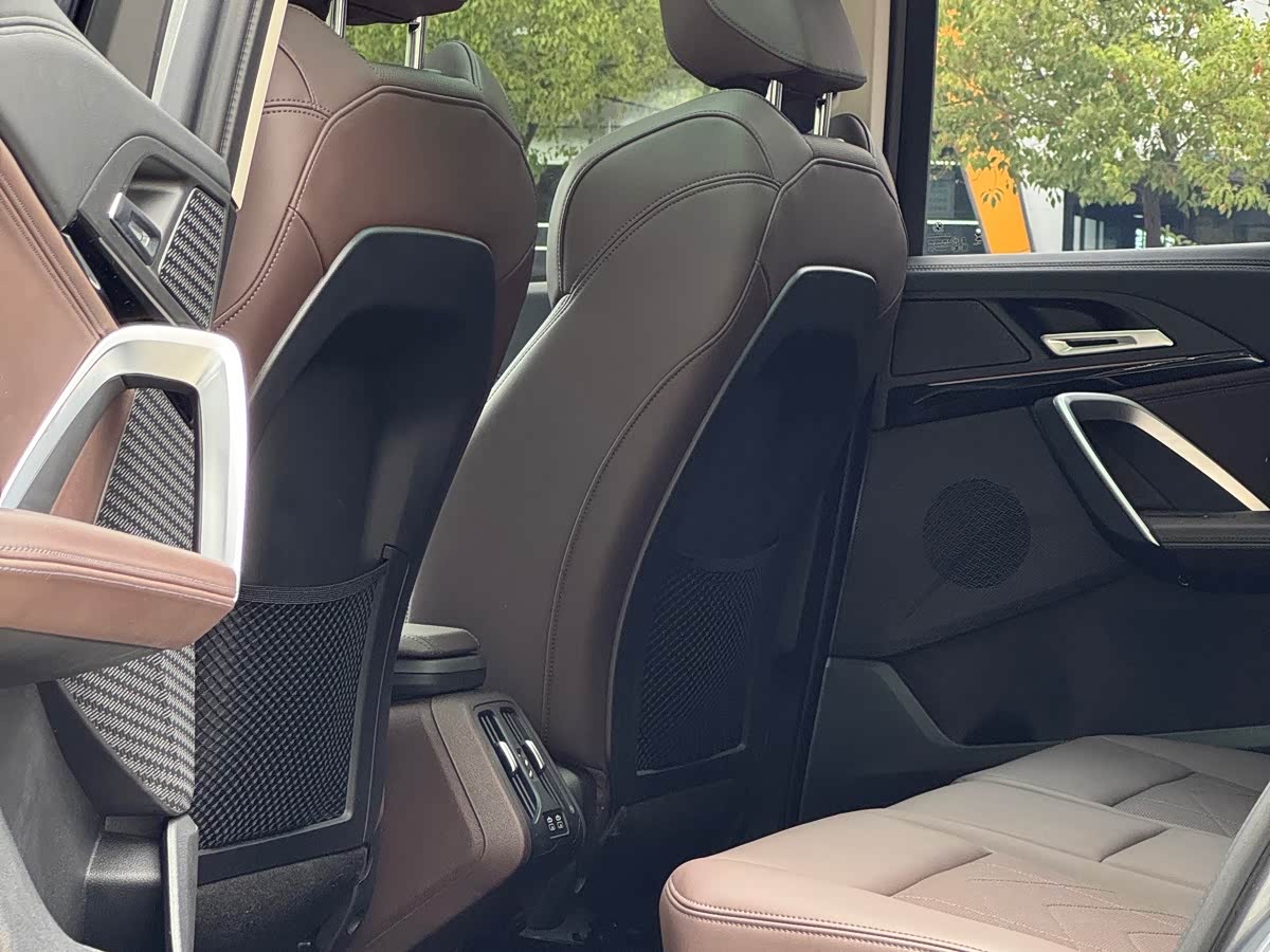 BMW X1 1.5 л 2023 г. Серебристо-серый, пробег 23000 км