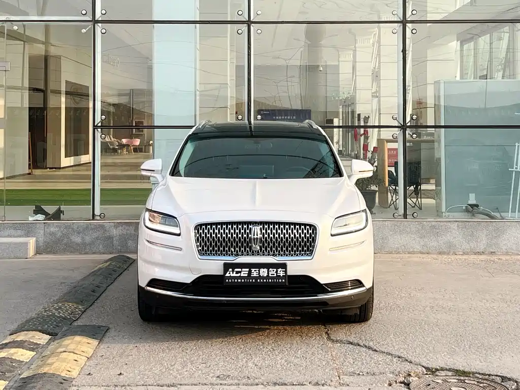 Lincoln Nautilus — миниатюра 2