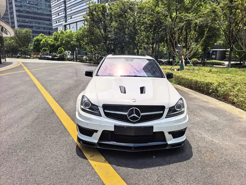 Mercedes-Benz C-Class AMG — миниатюра 2