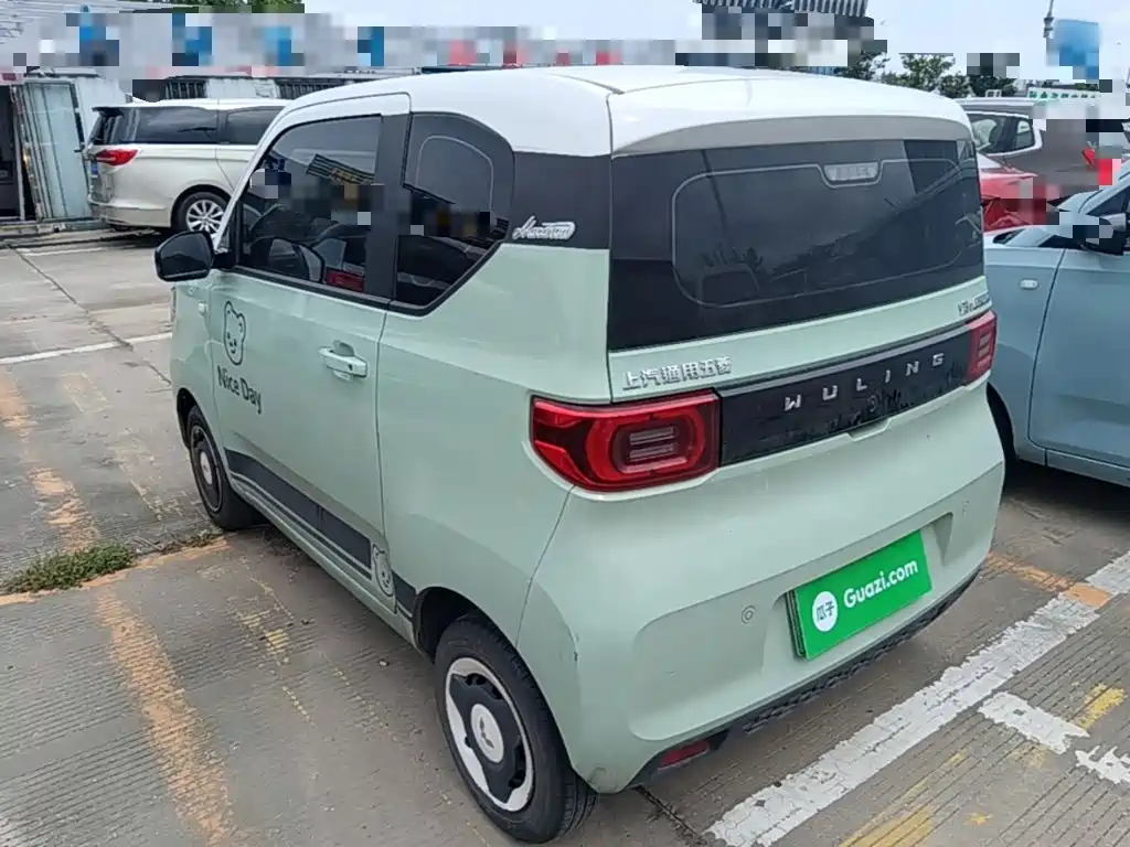 Wuling MINIEV — миниатюра 5