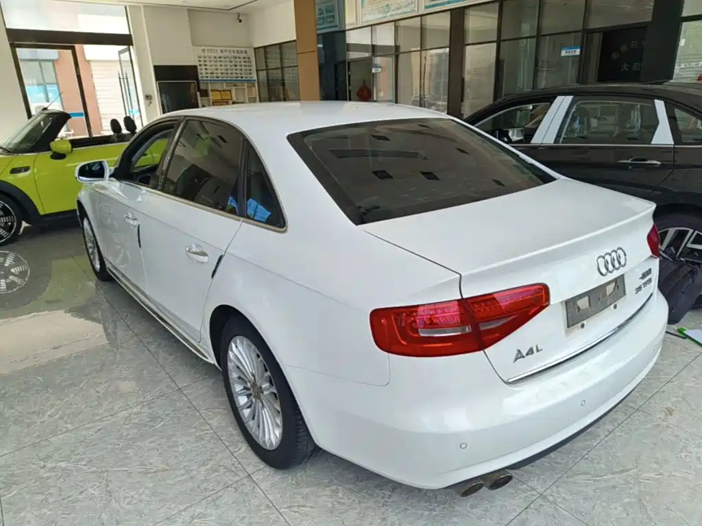 Audi A4L — миниатюра 5