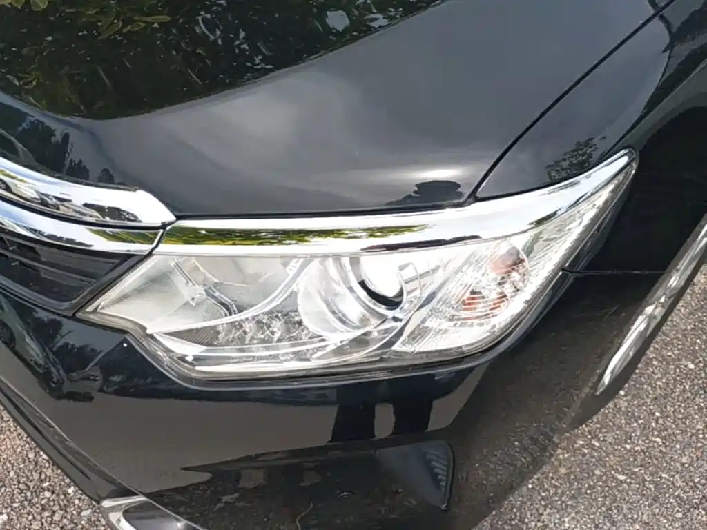 Toyota Camry — миниатюра 24