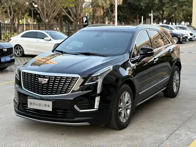 CADILLAC XT5