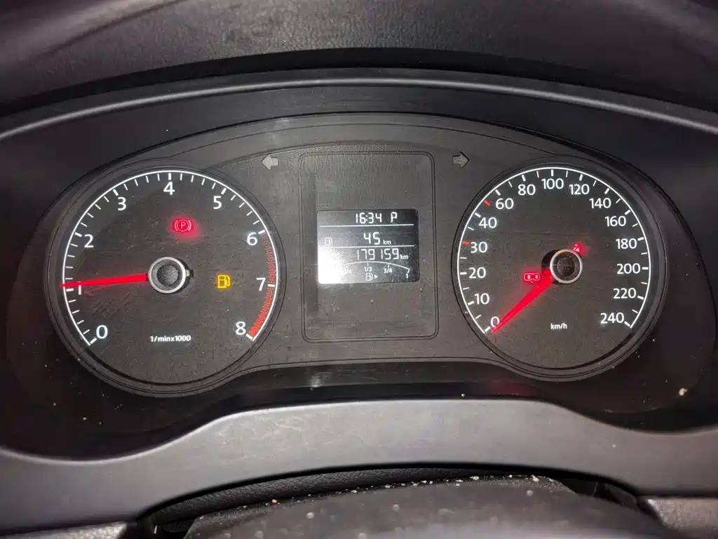Volkswagen Sagitar — миниатюра 8