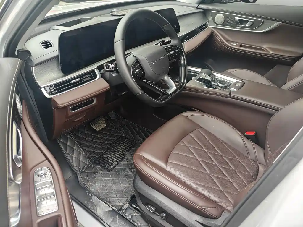 Chery Tiggo 8 — миниатюра 4