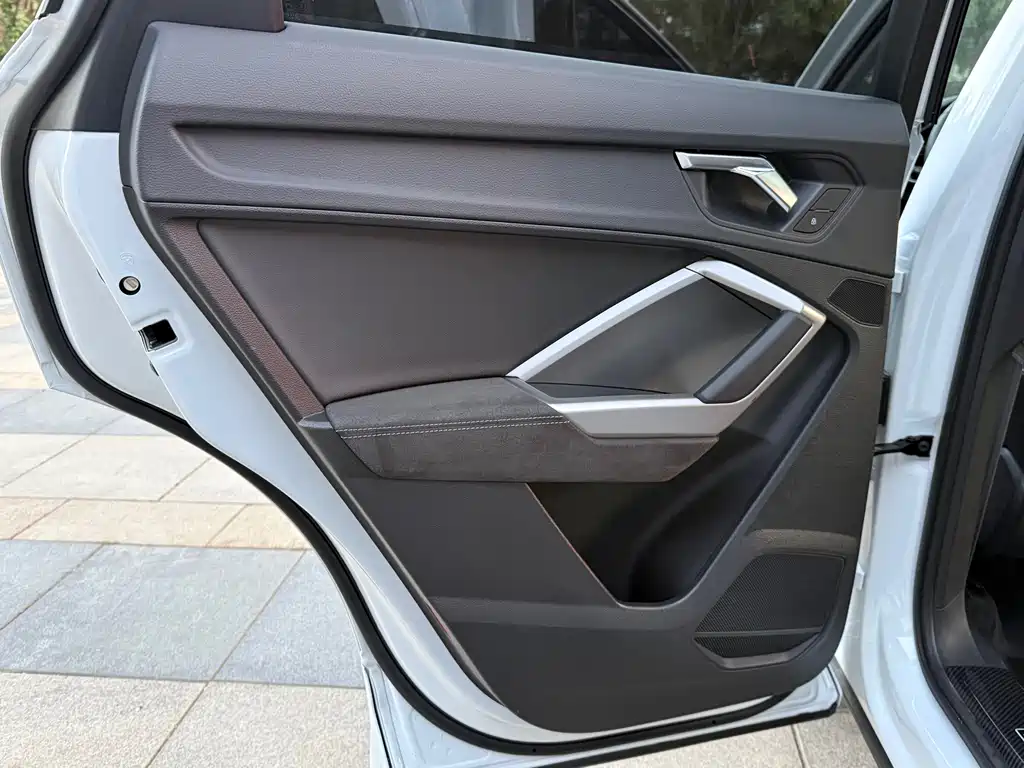Audi Q3 — миниатюра 20