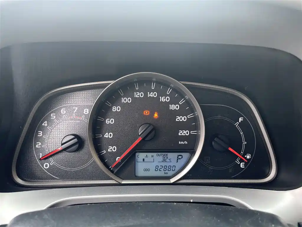 Toyota RAV4 — миниатюра 4