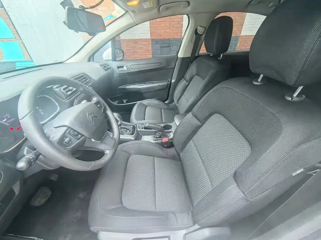 Citroen C4 — миниатюра 10