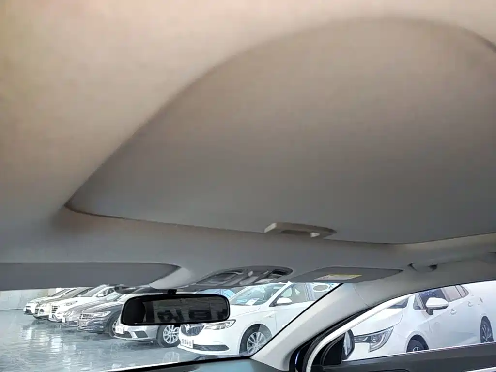 Hyundai Elantra — миниатюра 18