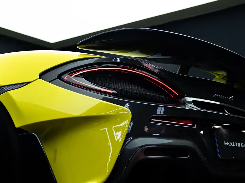 McLaren 600LT 3.8T Coupe, фото 26