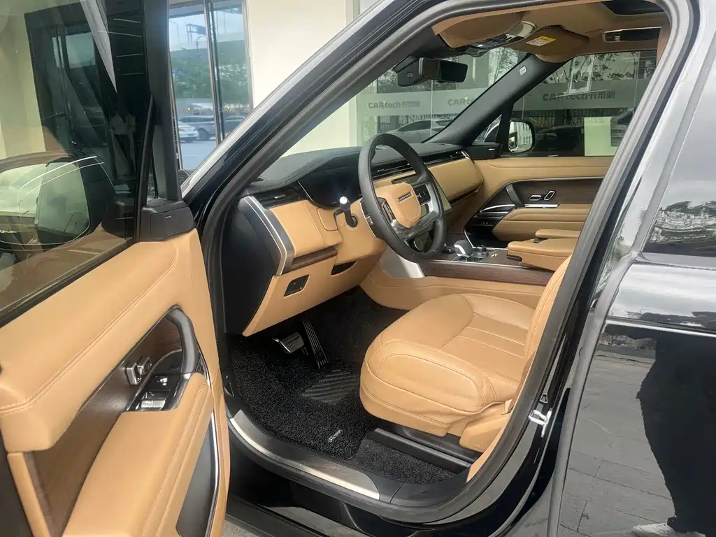 Land Rover Range Rover — миниатюра 7
