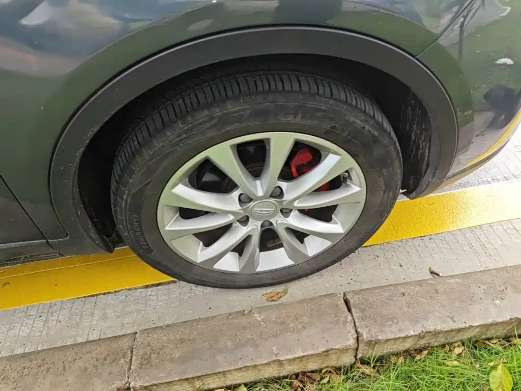 Geely Emgrand GS — миниатюра 24