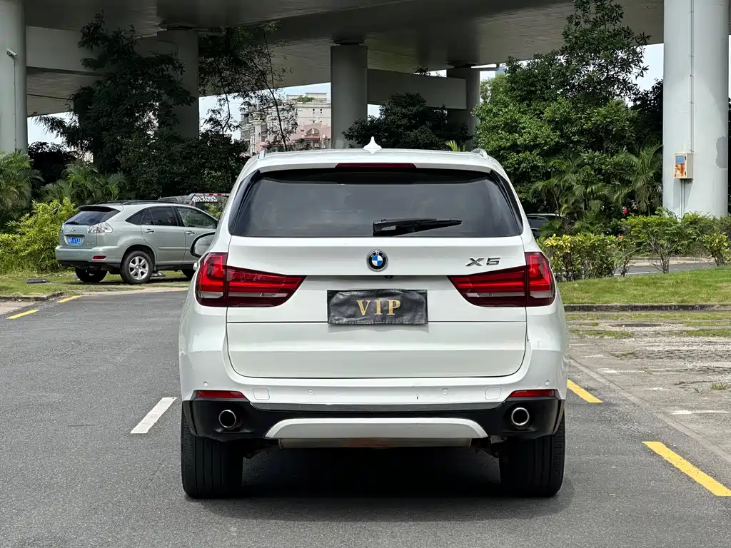 BMW X5 (Import) — миниатюра 14
