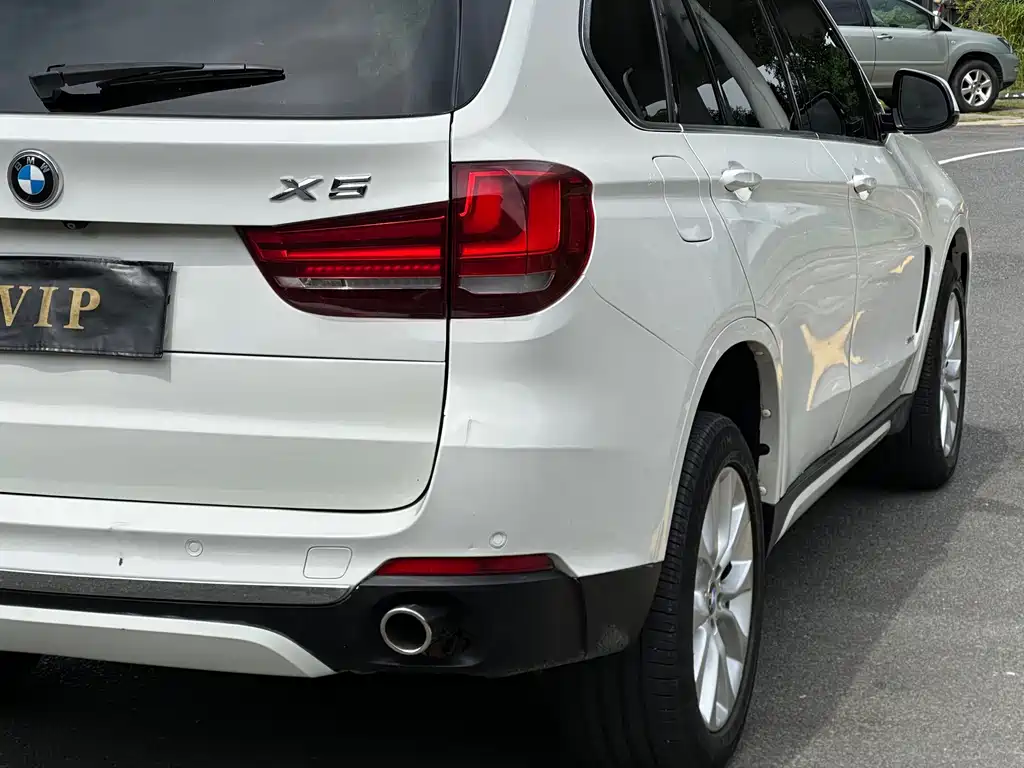 BMW X5 (Import) — миниатюра 16