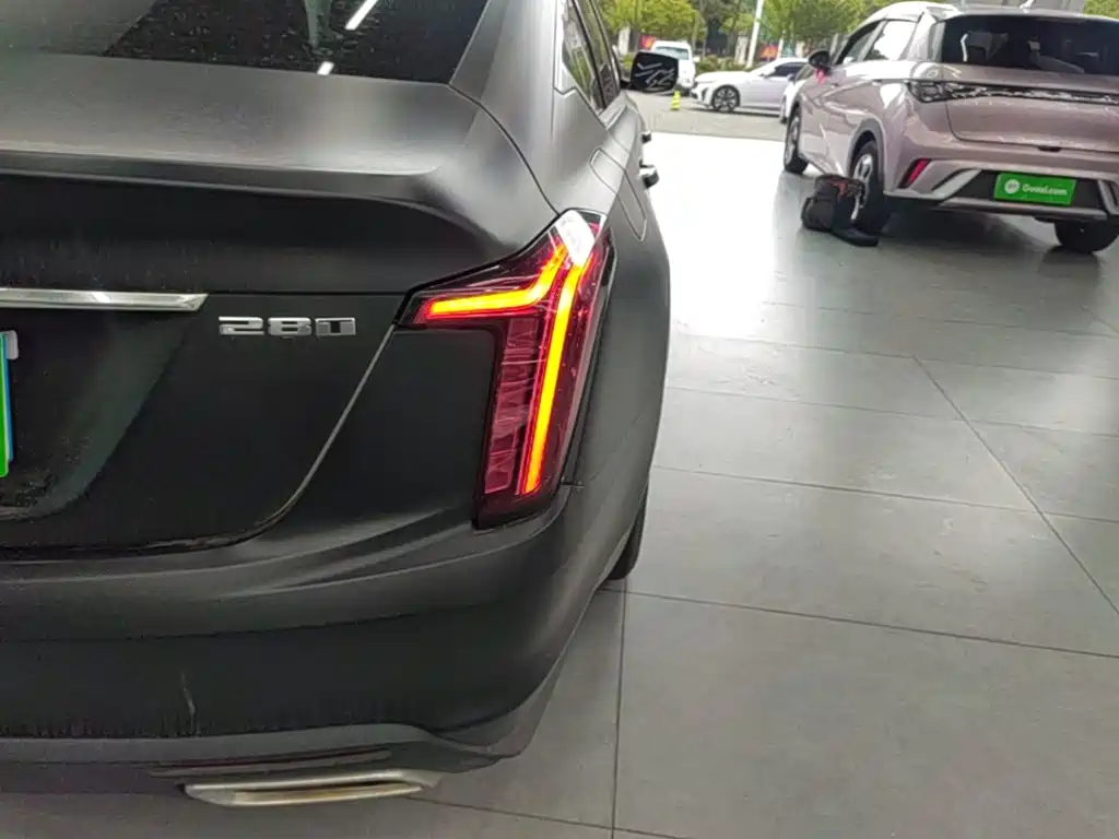 Cadillac CT5 — миниатюра 8