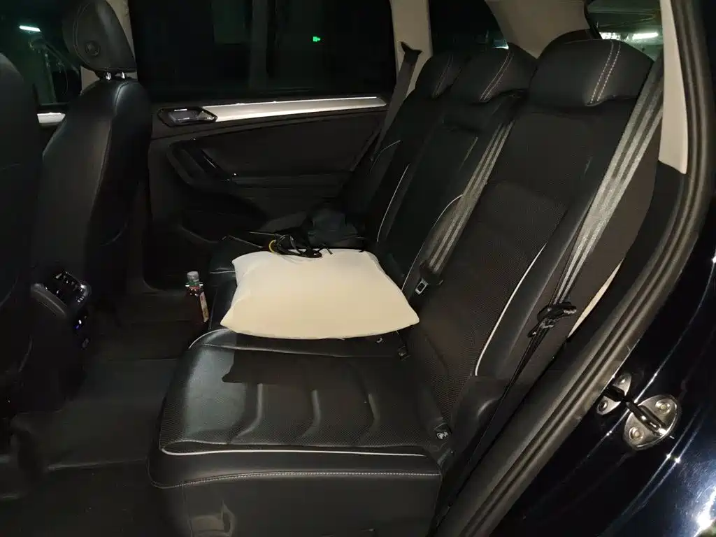 Volkswagen Tiguan L — миниатюра 18