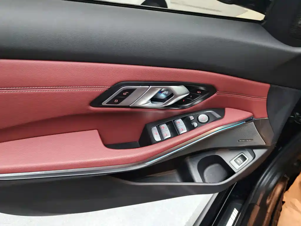 BMW 3 Series — миниатюра 5