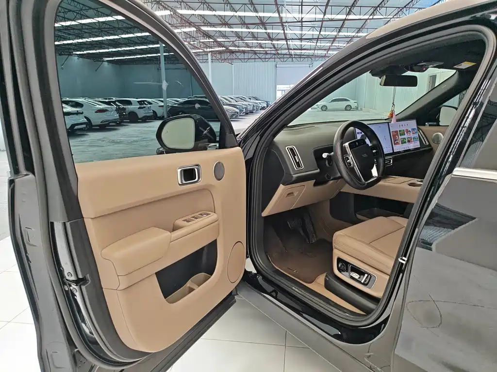 Li Auto Li L8 — миниатюра 18