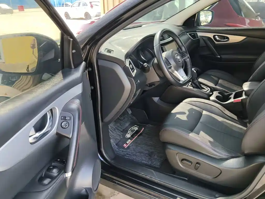 Nissan Qashqai — миниатюра 16