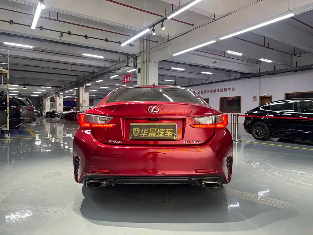 Lexus RC 2018 RC 300