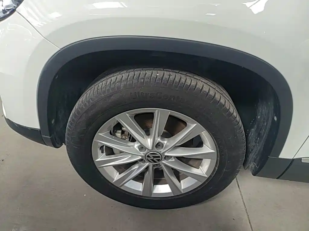 Volkswagen Tiguan — миниатюра 23