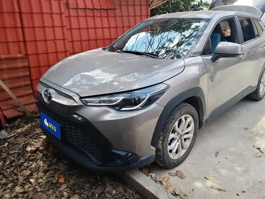 Toyota Frontlander 2024