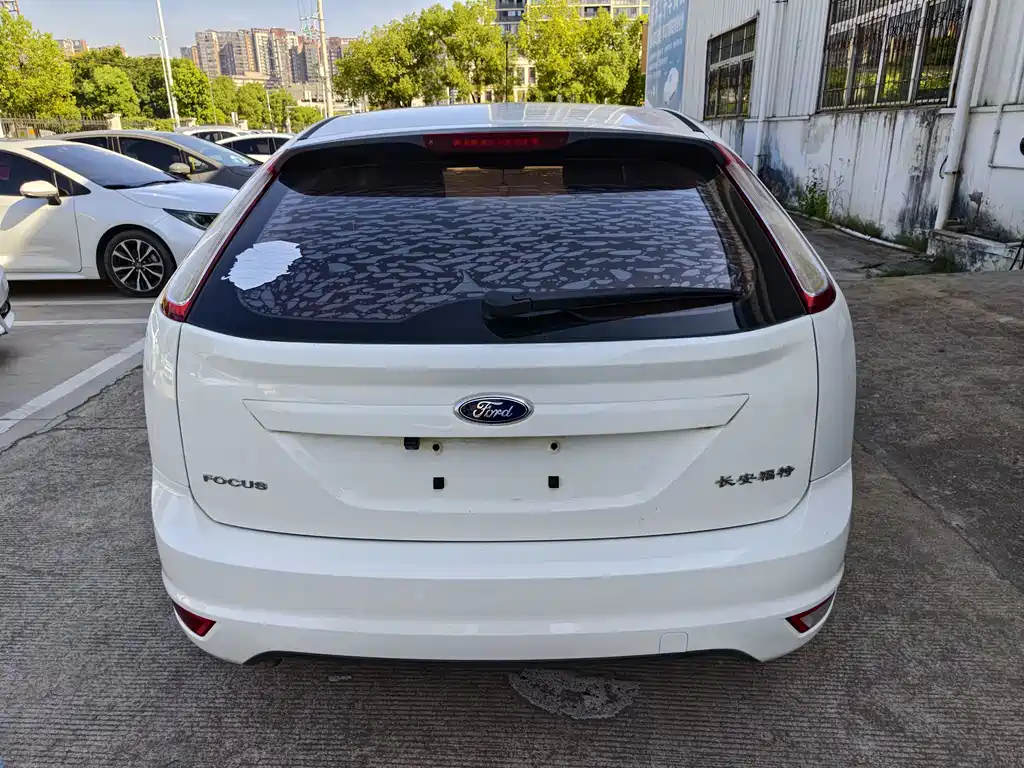 Ford Focus — миниатюра 5
