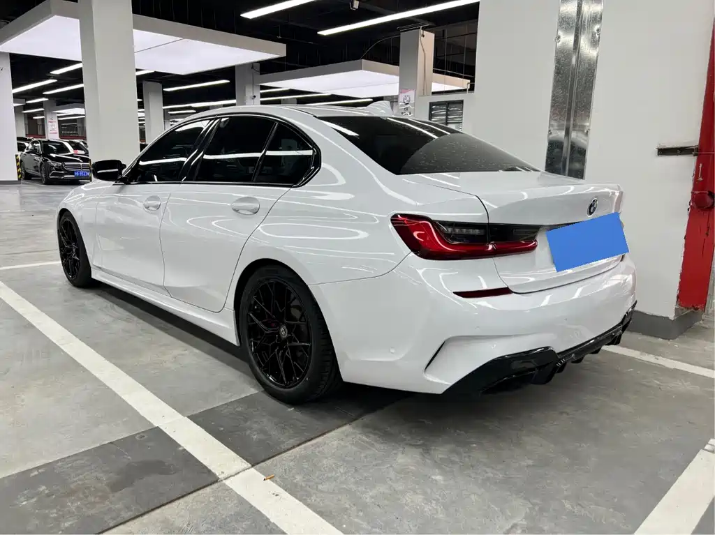 BMW 3 Series — миниатюра 19