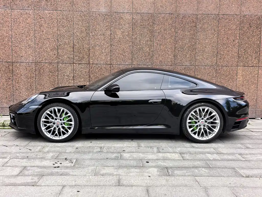Porsche 911 2020 Carrera 3.0T