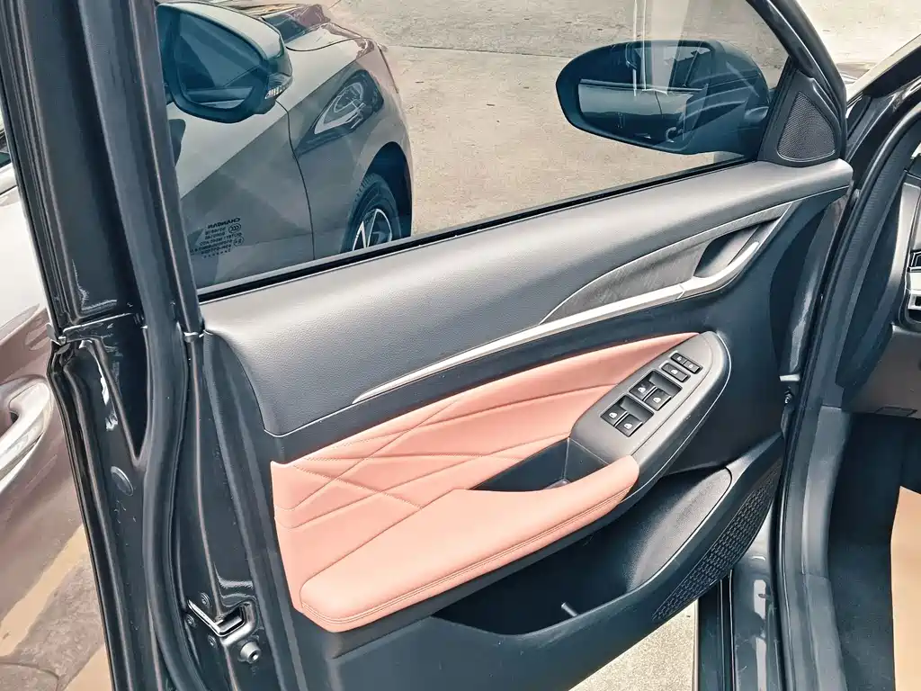 Changan Eado — миниатюра 14