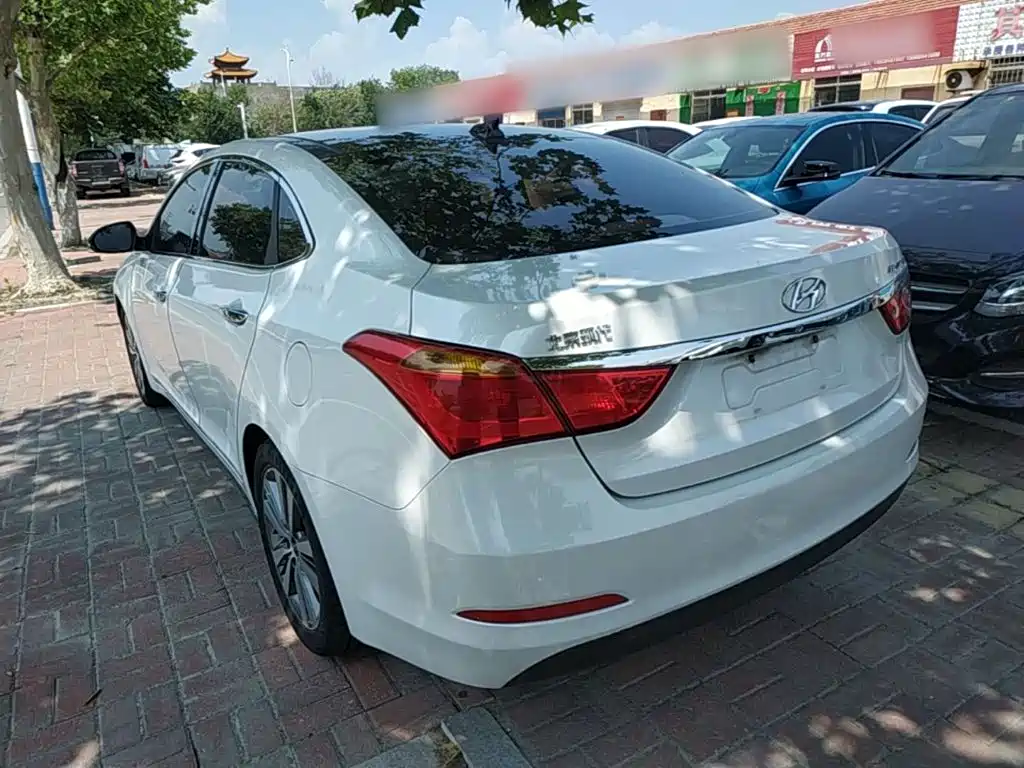 Hyundai Mistra — миниатюра 5