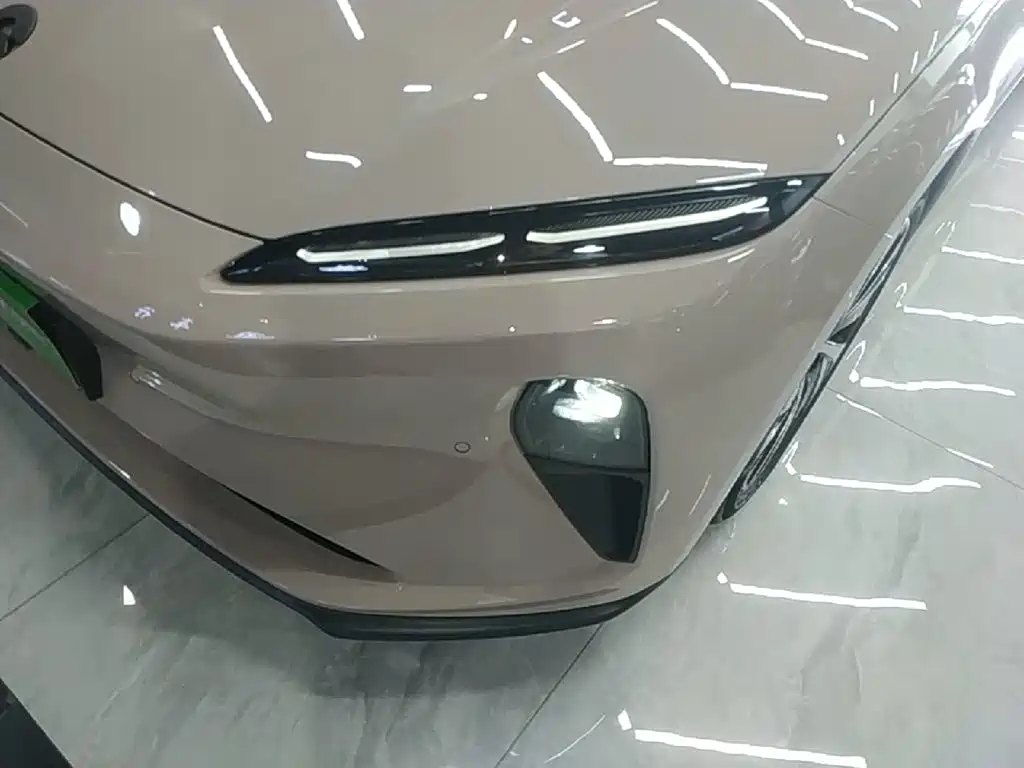 NIO ET5 — миниатюра 24
